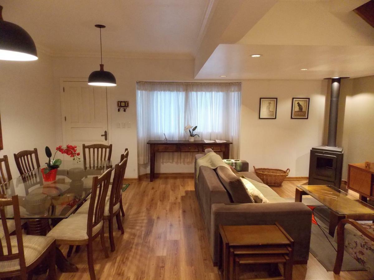 Triplex 3 Suites Em Canela Eksteriør bilde