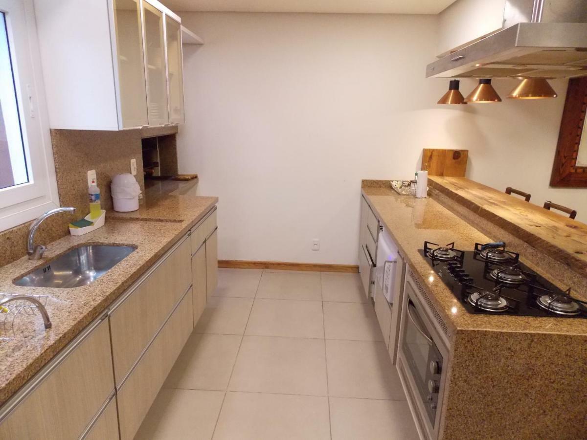 Triplex 3 Suites Em Canela Eksteriør bilde