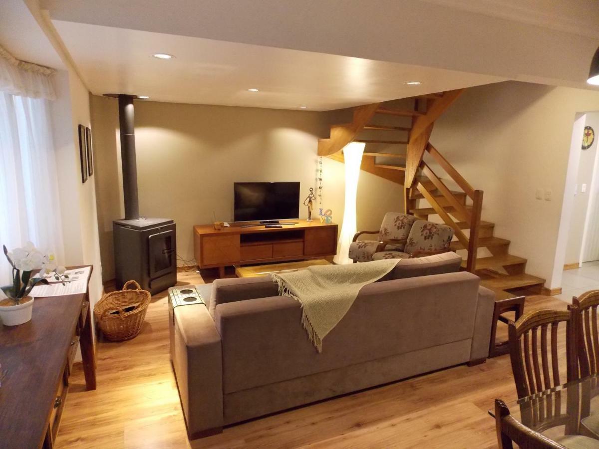 Triplex 3 Suites Em Canela Eksteriør bilde